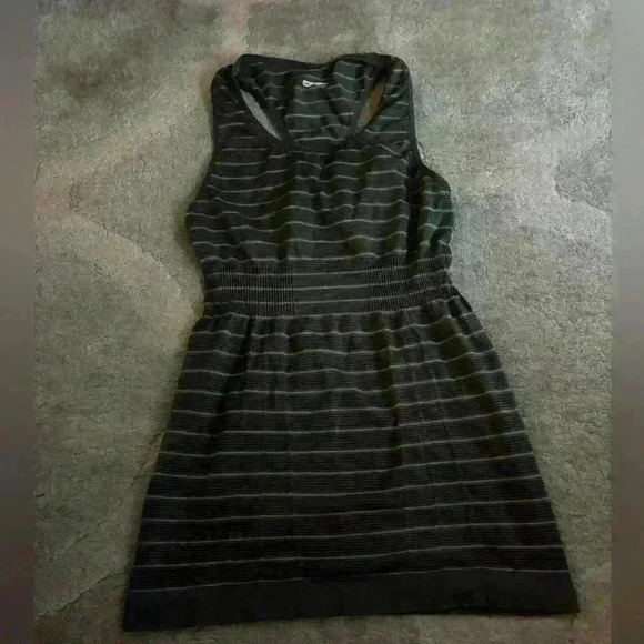 Lululemon tank top - Picture 1 of 4